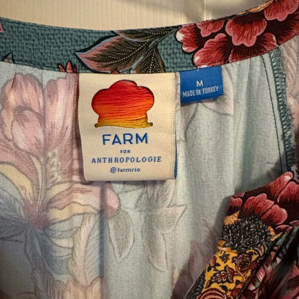 FARM Rio Teal Blouse with Pink and Orange Floral Design - Picture 2 of 7